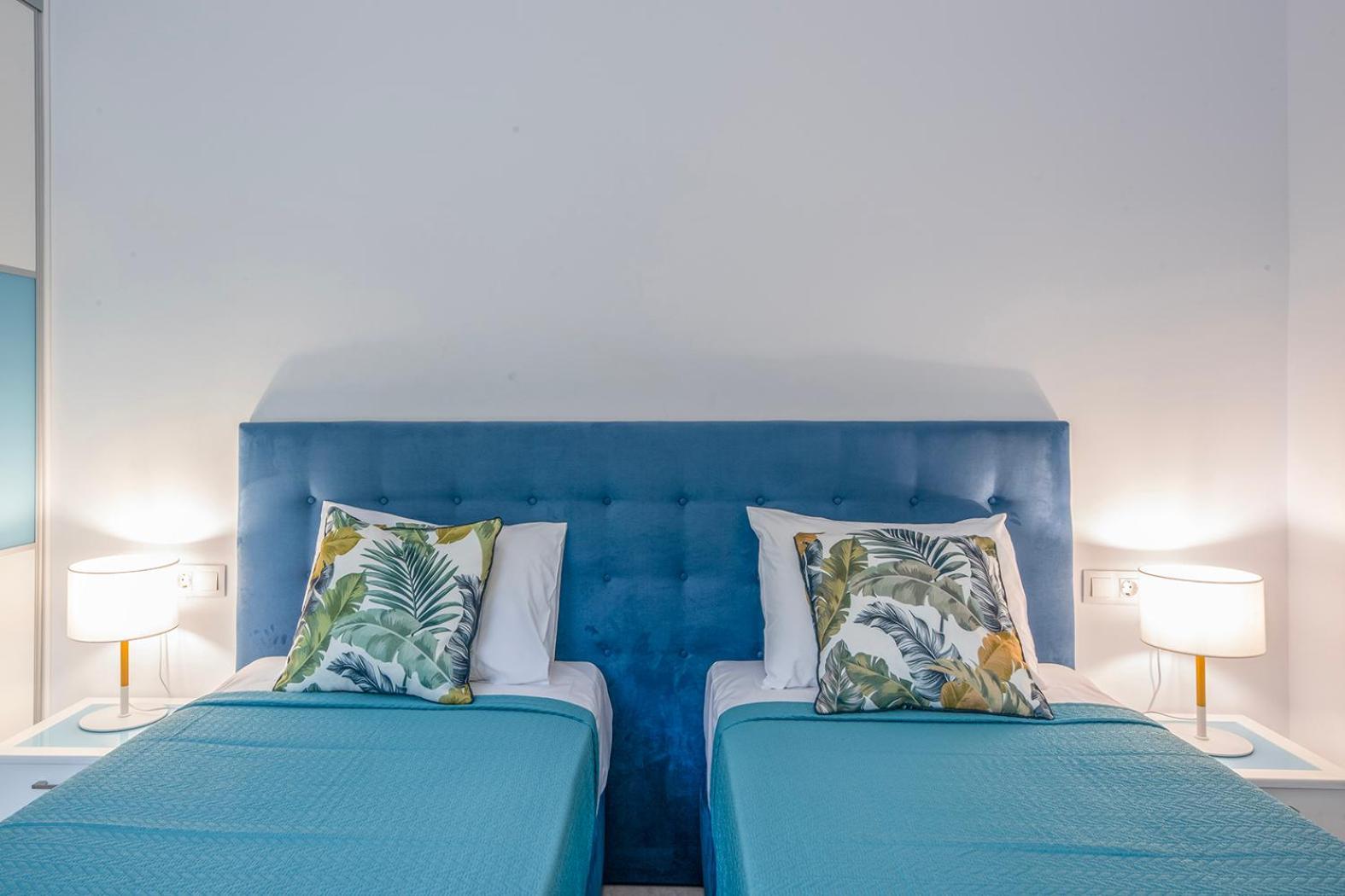 Villa Ami, Roda, Corfu: 10 Guests, Heated Pool, Private Mini Golf, Pool Table & More!! 외부 사진