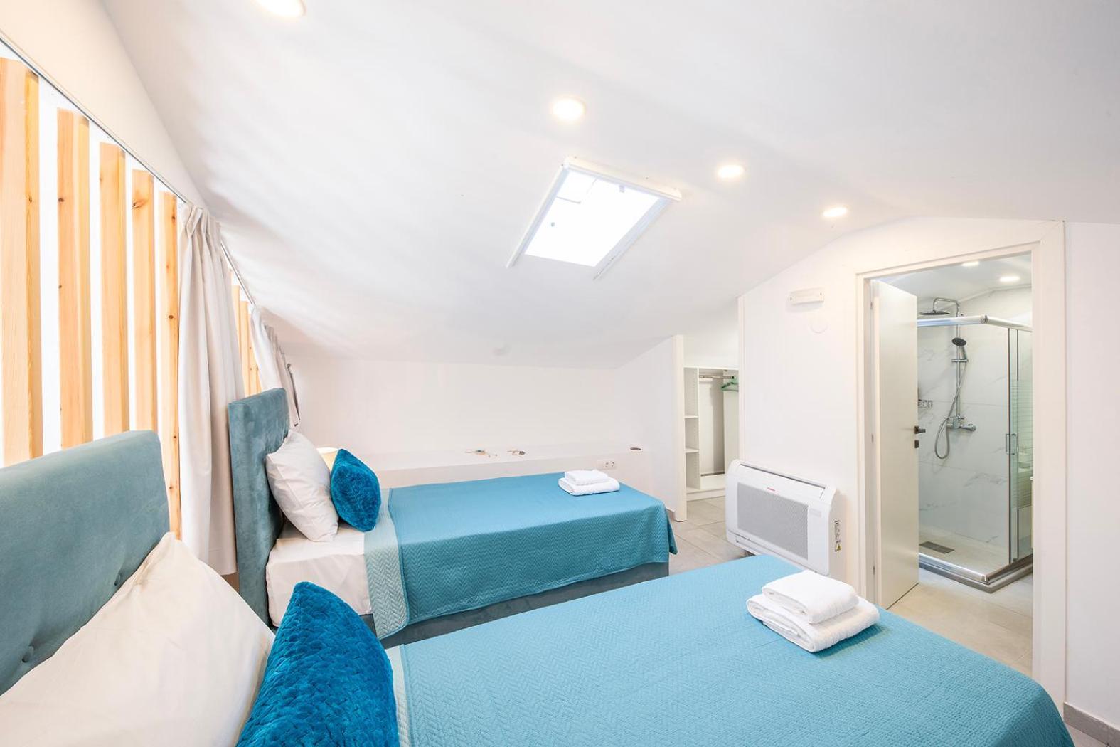 Villa Ami, Roda, Corfu: 10 Guests, Heated Pool, Private Mini Golf, Pool Table & More!! 외부 사진