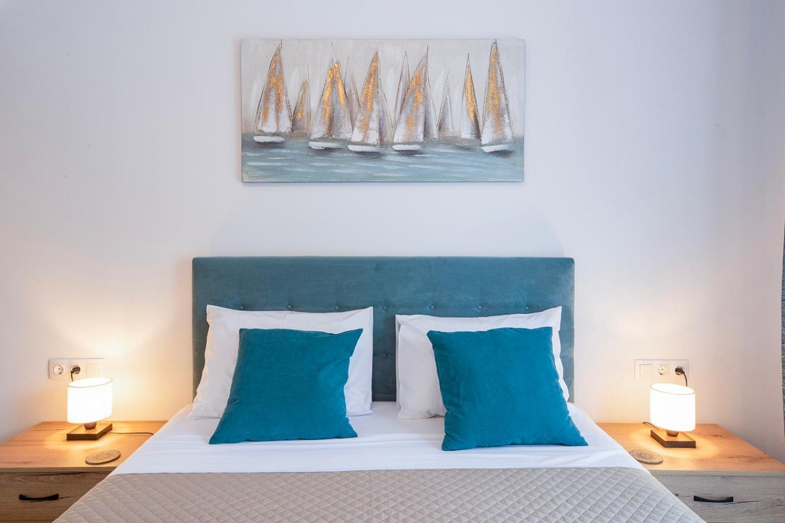 Villa Ami, Roda, Corfu: 10 Guests, Heated Pool, Private Mini Golf, Pool Table & More!! 외부 사진