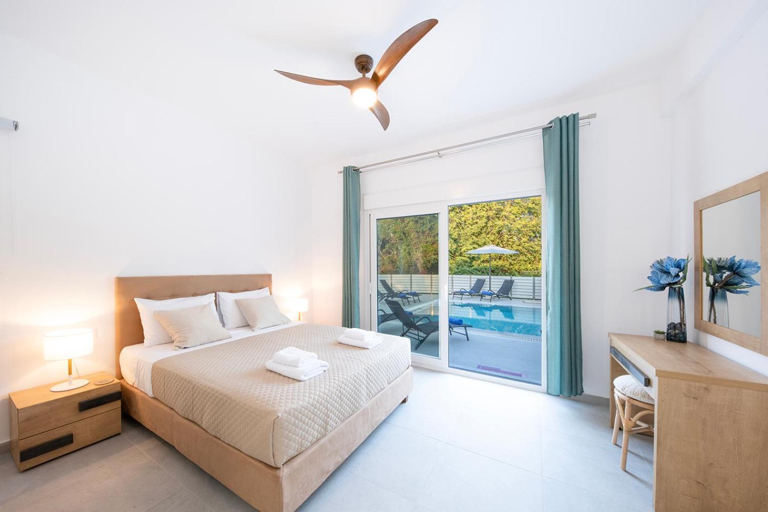 Villa Ami, Roda, Corfu: 10 Guests, Heated Pool, Private Mini Golf, Pool Table & More!! 외부 사진
