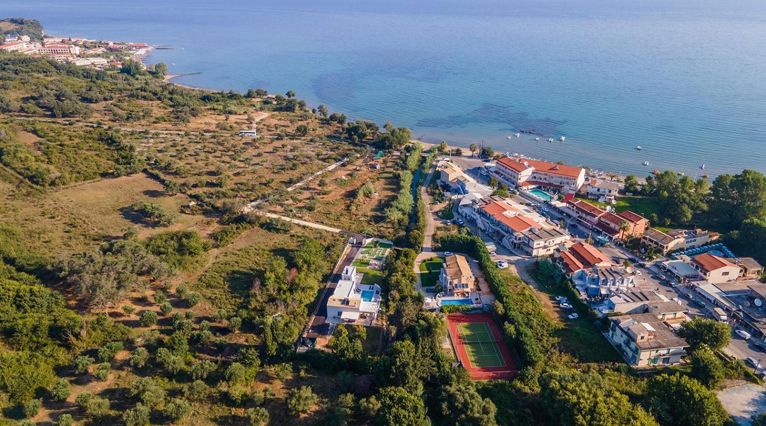 Villa Ami, Roda, Corfu: 10 Guests, Heated Pool, Private Mini Golf, Pool Table & More!! 외부 사진