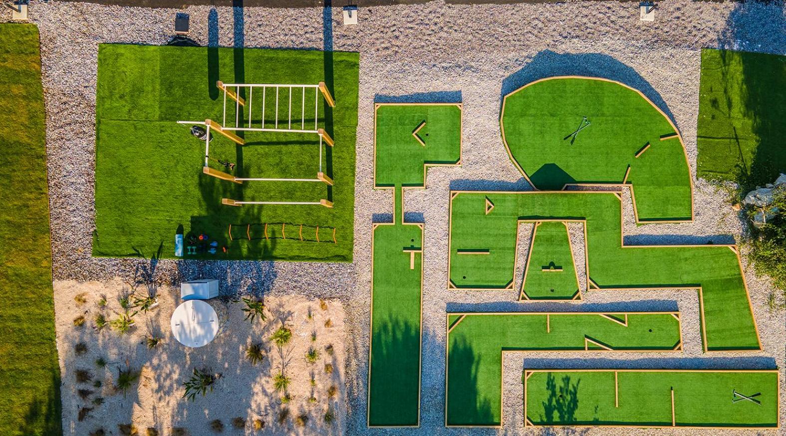 Villa Ami, Roda, Corfu: 10 Guests, Heated Pool, Private Mini Golf, Pool Table & More!! 외부 사진