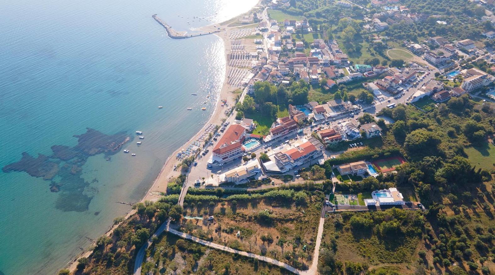 Villa Ami, Roda, Corfu: 10 Guests, Heated Pool, Private Mini Golf, Pool Table & More!! 외부 사진